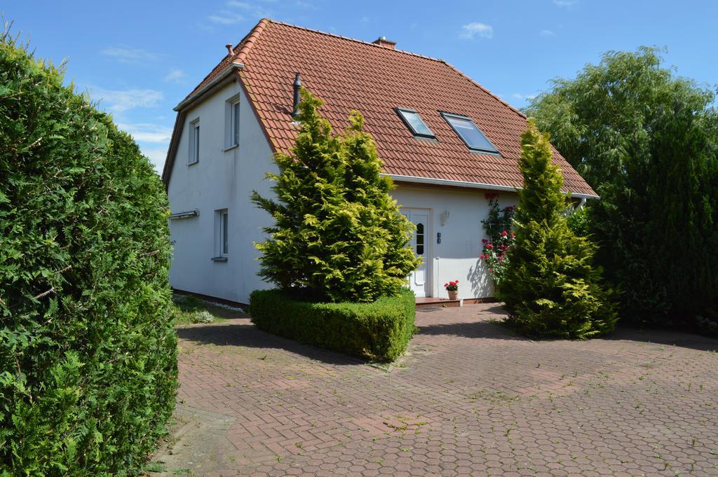 Twee Linden * Ostseebad Nienhagen
